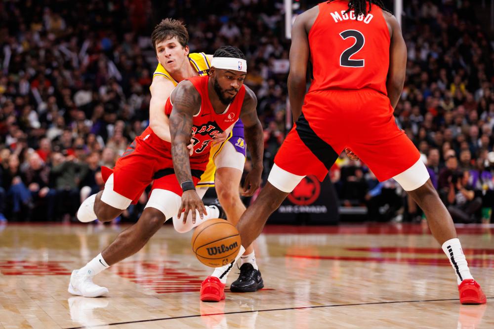 两人一边闲 两人一边闲