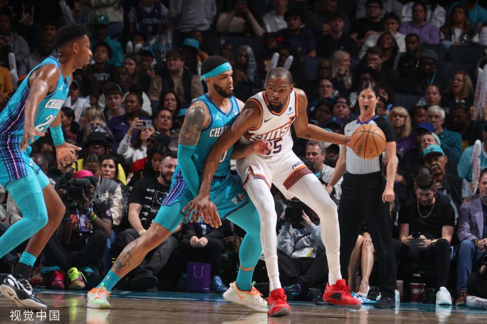 塔的带领下 塔的带领下