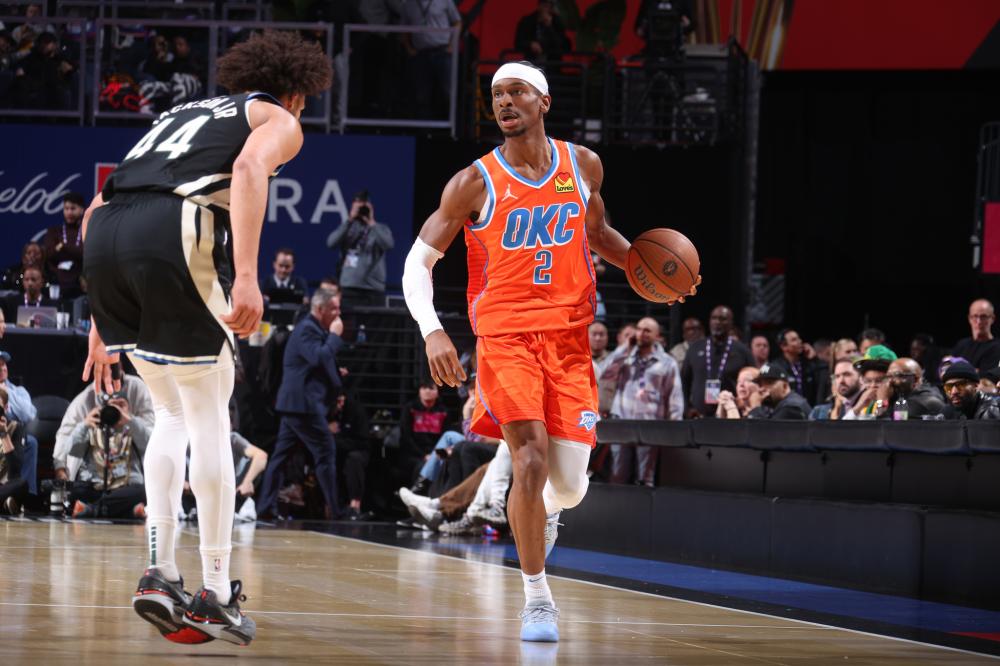 立刻向中路 立刻向中路