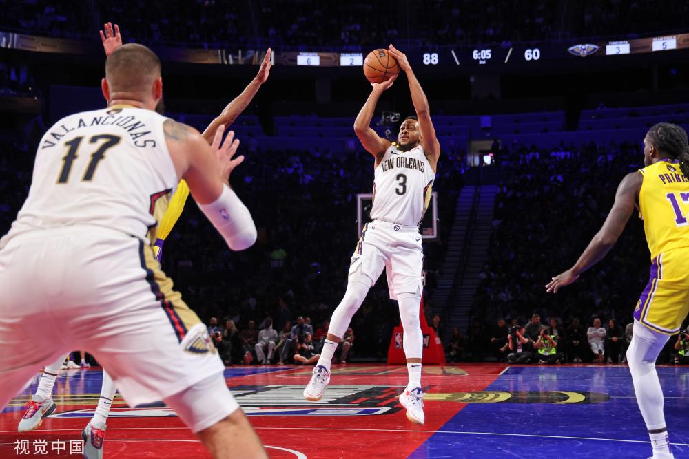 亚马尔17岁107天超姆巴佩 金球奖前10最年轻球员.